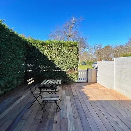 Beautiful 70m With 2 Terraces - Nearby *